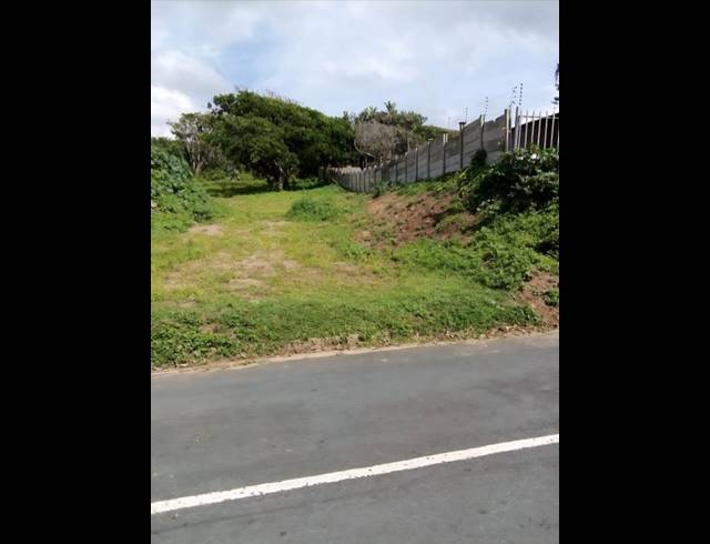LAND FOR SALE IN HIBBERDENE